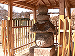 画像：舞田の石造金王五輪塔